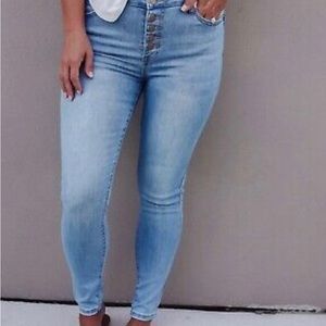 Abela story button fly custom jean in size 7.